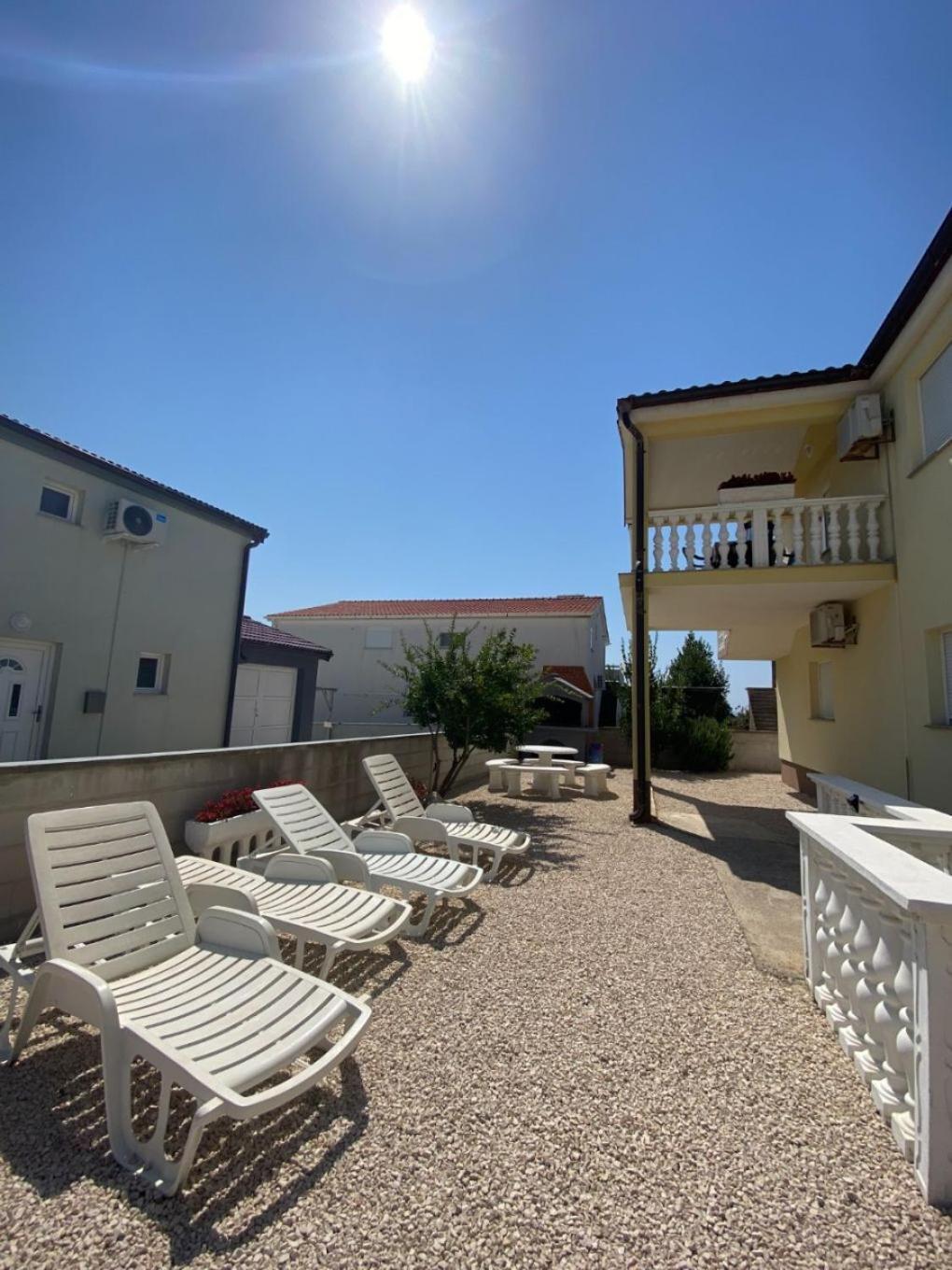 Apartments Draga - Comfortable & Afordable Vir Eksteriør billede